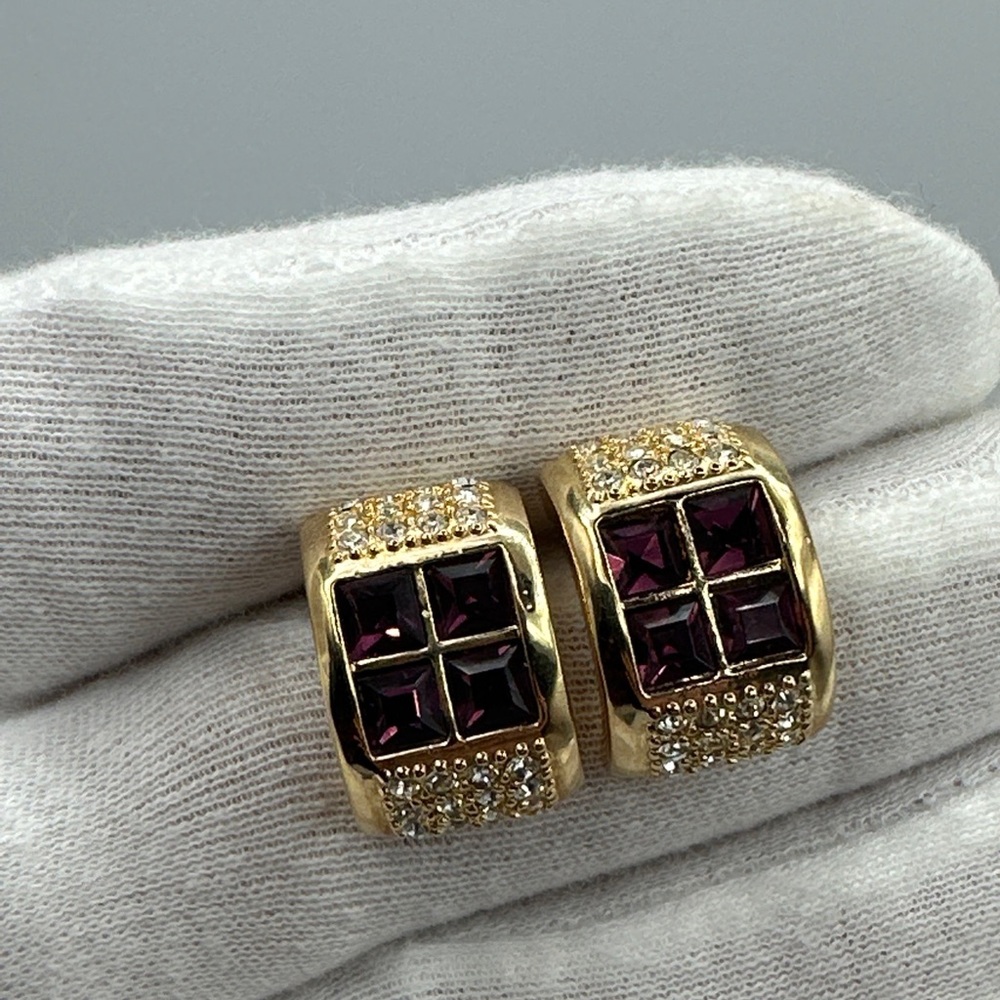 Vintage Roman TM‎ earrings clip on imitation amethyst #165